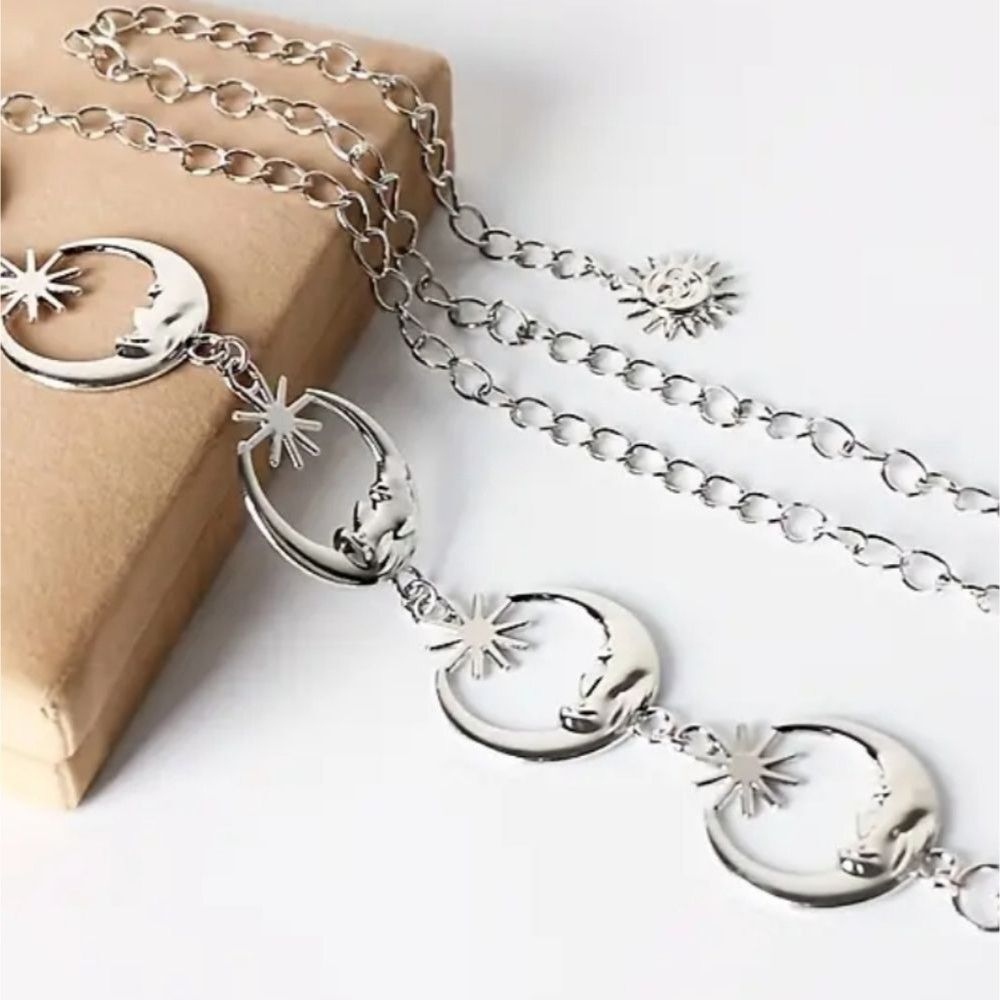silver Moon Sun Waist Chain Adjustable Belt - Picture 5 of 6